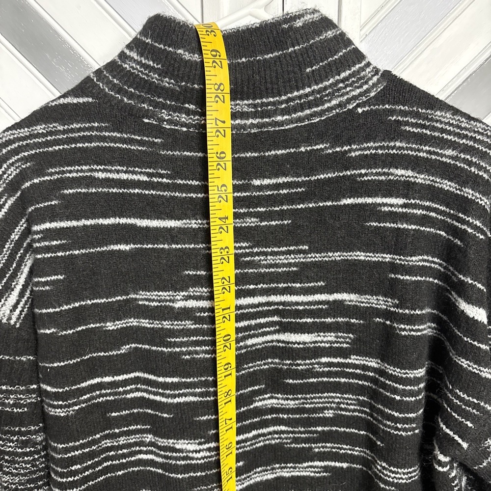 T by Talbots Women's‎ LP Mock Turtleneck Wool Blend Black White Striped Sweater - Picture 14 of 14